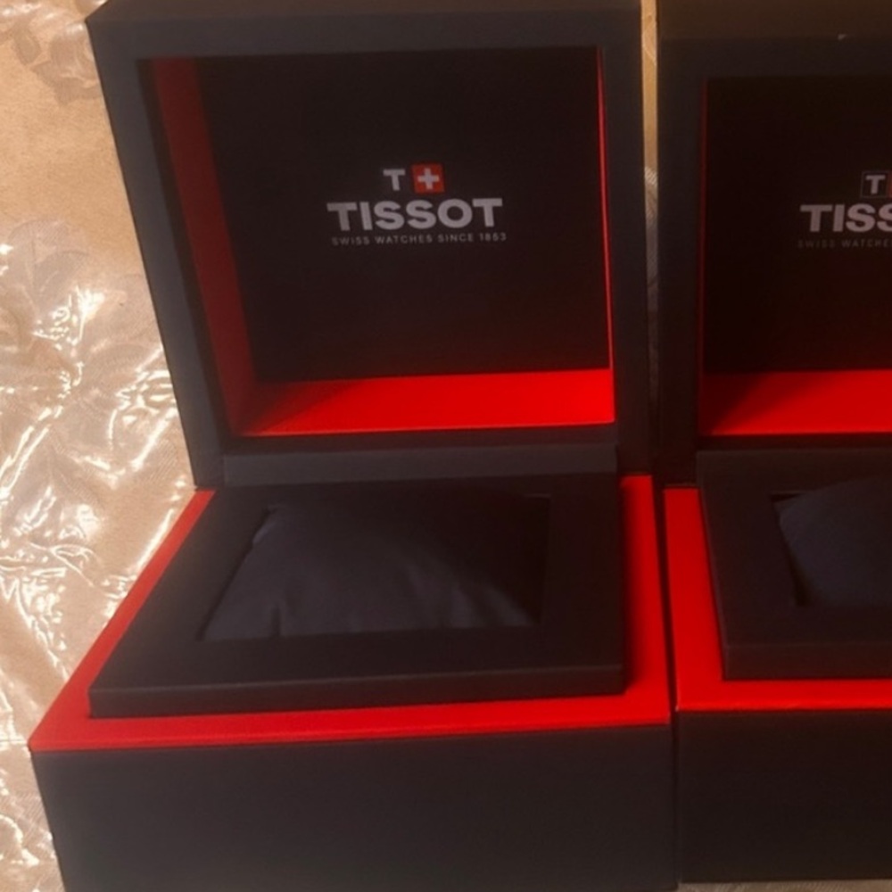 Tissot Black and White Watch Box - Picture 2 of 2